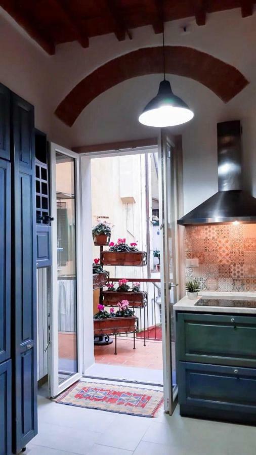 Апартаменты Lg House With Balcony Near Ponte Vecchio Флоренция Экстерьер фото